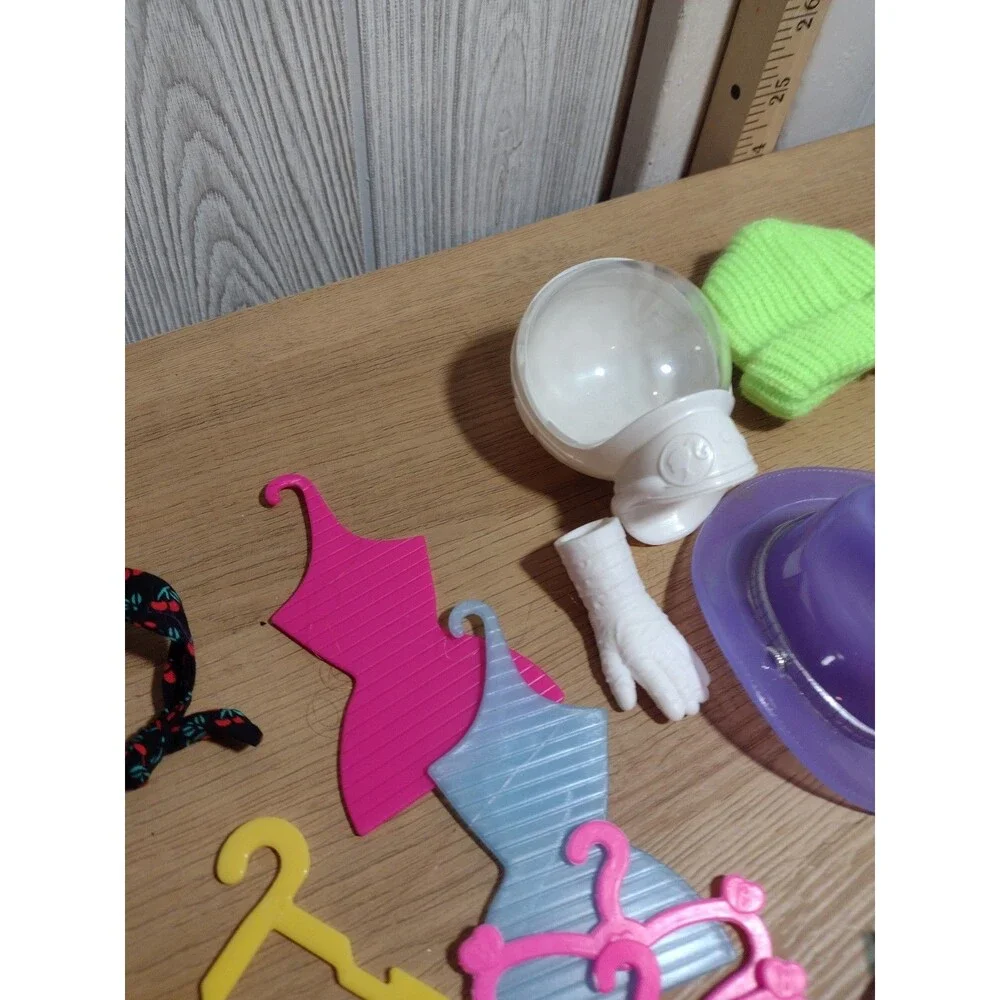 Rainbow High Shoes Accessories Hangers Combs LOT